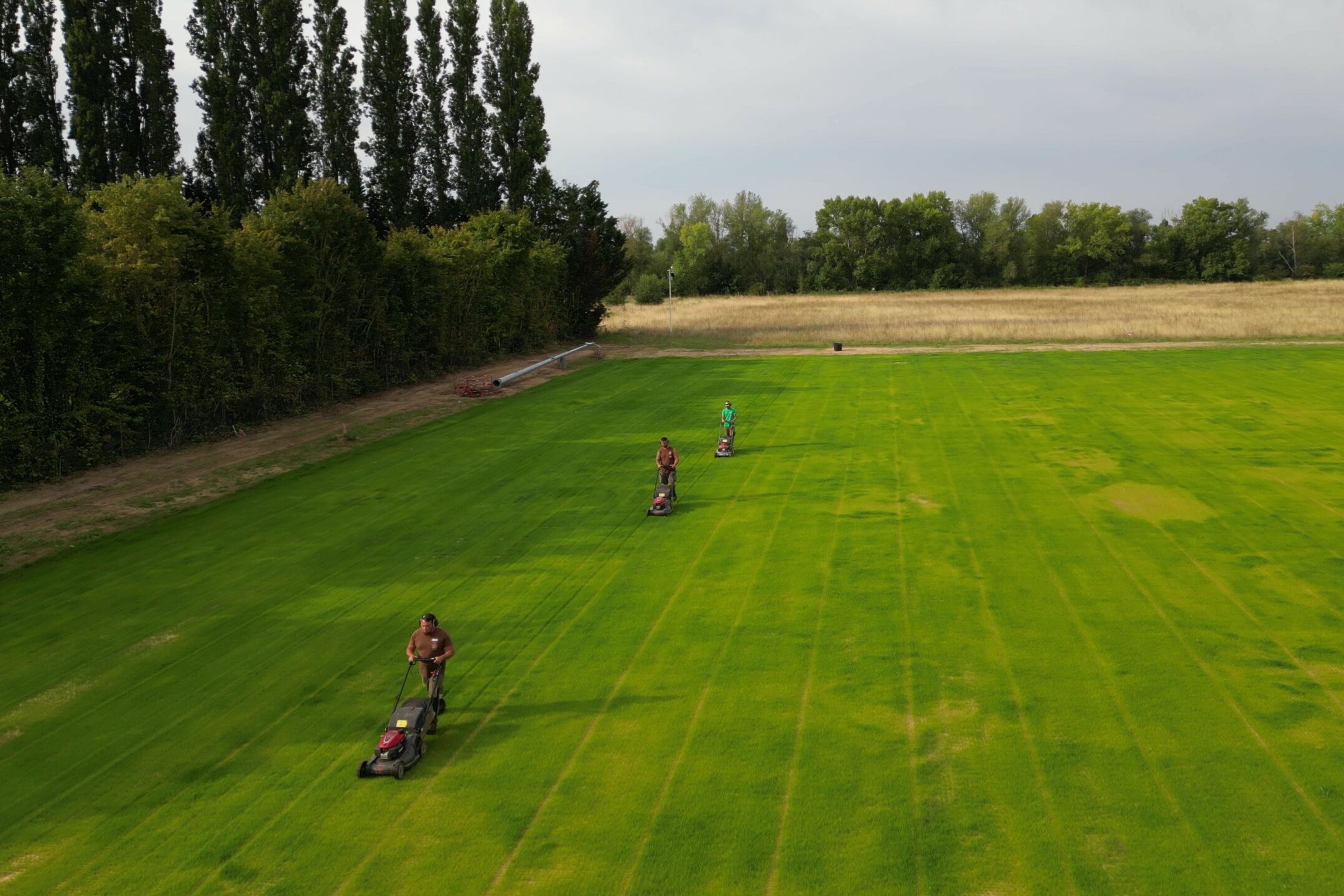 PREMIERE TONTE SUR LE NOUVEAU TERRAIN DE FOOTBALL DE CHECY